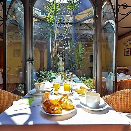 Hotel Playa Saint Tropez